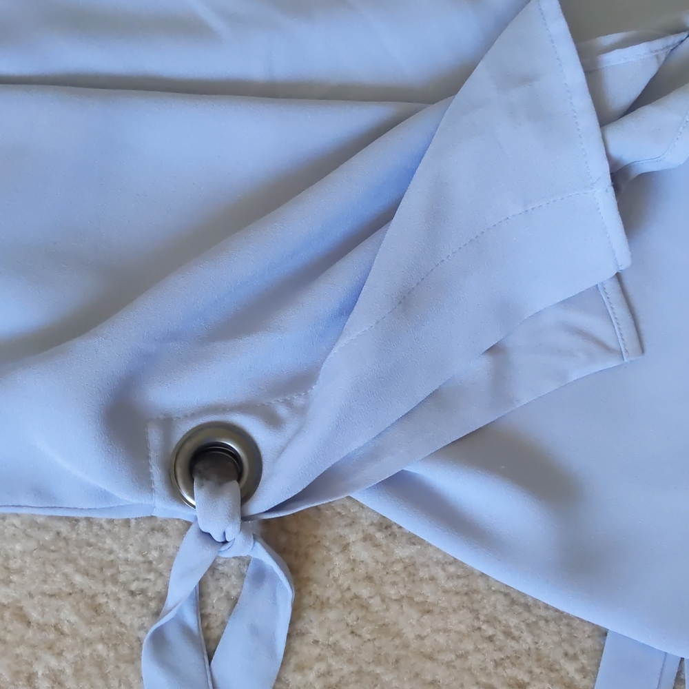 Blouse w/ grommets so cute - Picture 6 of 8